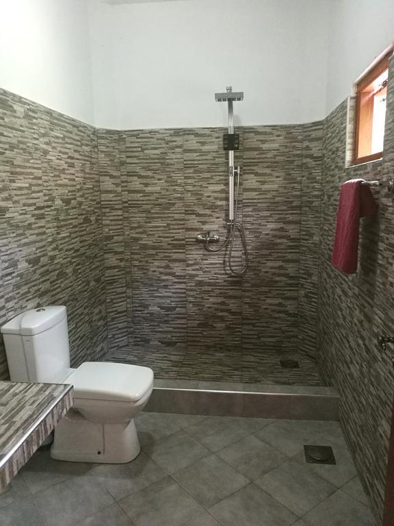 Guesthouse Dilush Берувала Екстериор снимка